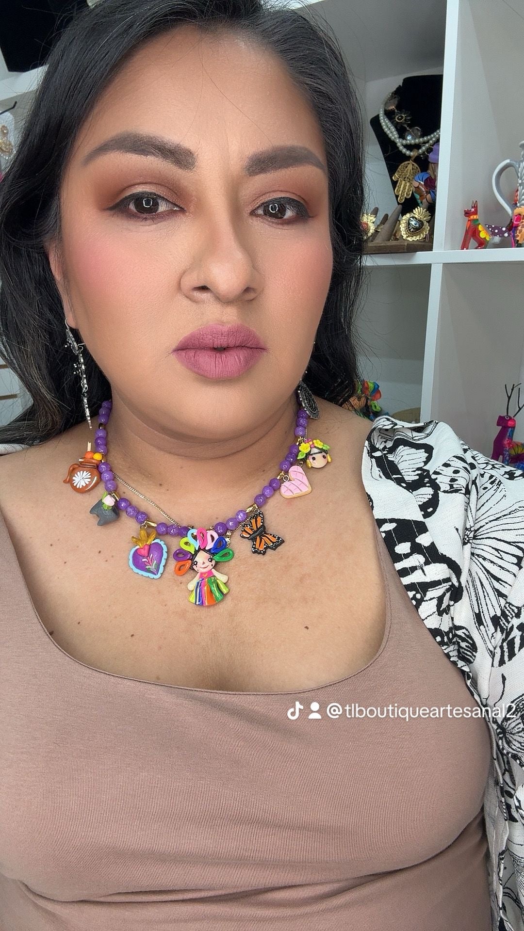 Collar /morado/lele