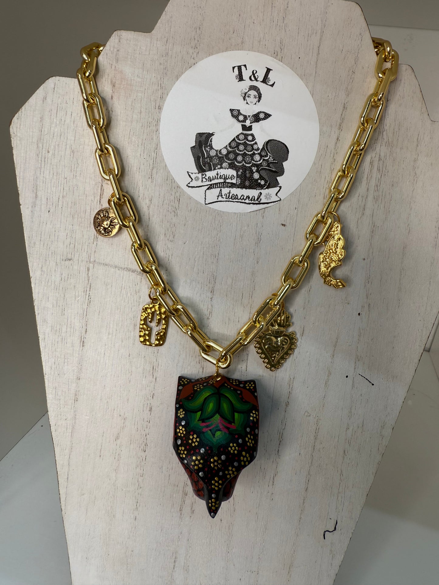 Collar /jaguar #1