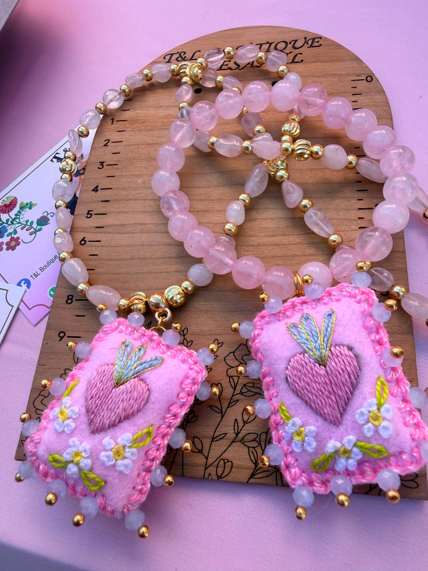 Hand Embroidered Sacred Heart Milagrito Jewelry – Rose Quartz Necklace or Bracelet | Handmade in Mexico 💗✨🌸