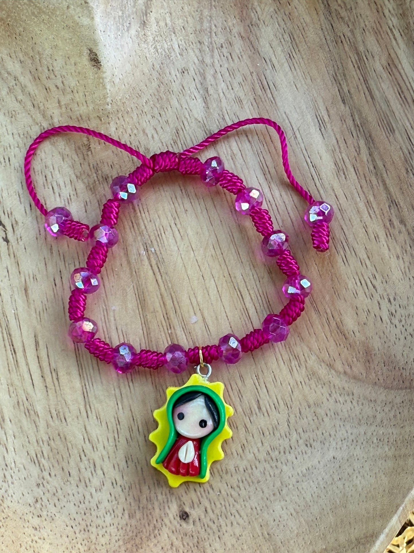 Pulcera /sensilla/Virgen