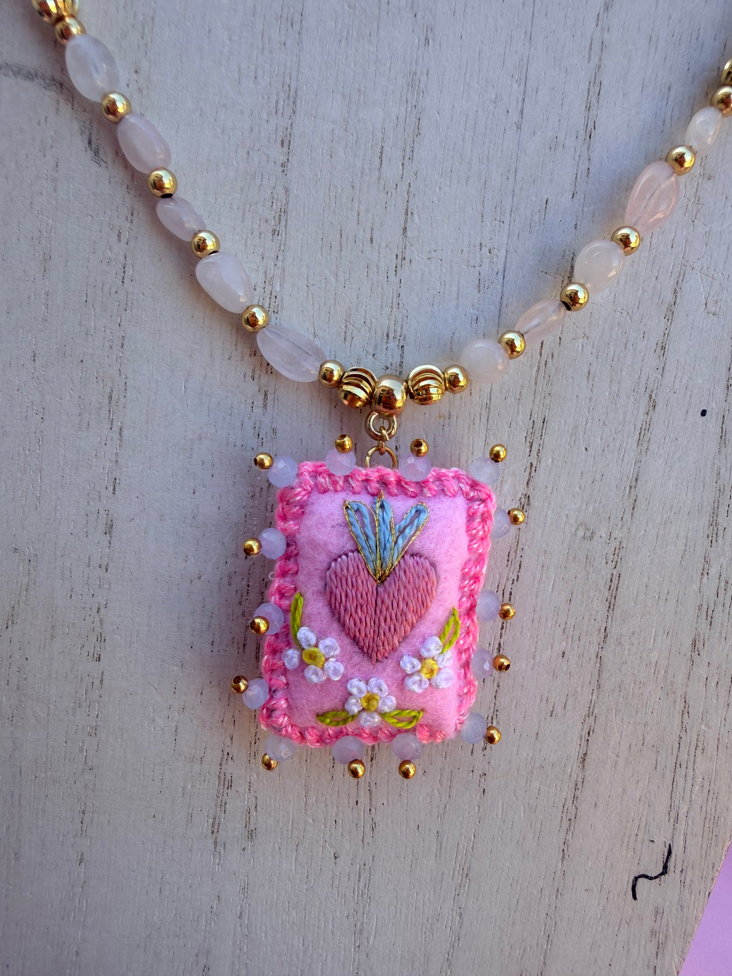 Hand Embroidered Sacred Heart Milagrito Jewelry – Rose Quartz Necklace or Bracelet | Handmade in Mexico 💗✨🌸