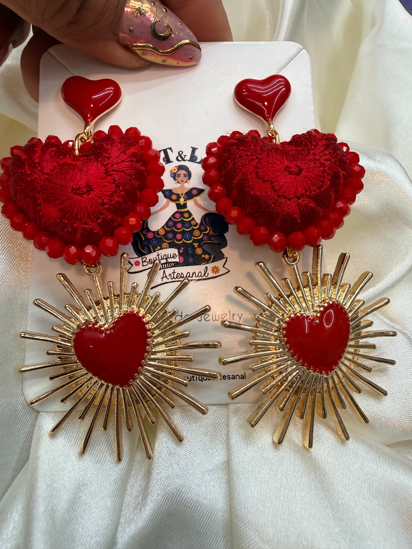 Aretes Corazón Rojo Bordados a Mano – Sacred Heart Statement Earrings – Corazones Mexicanos Artesanales