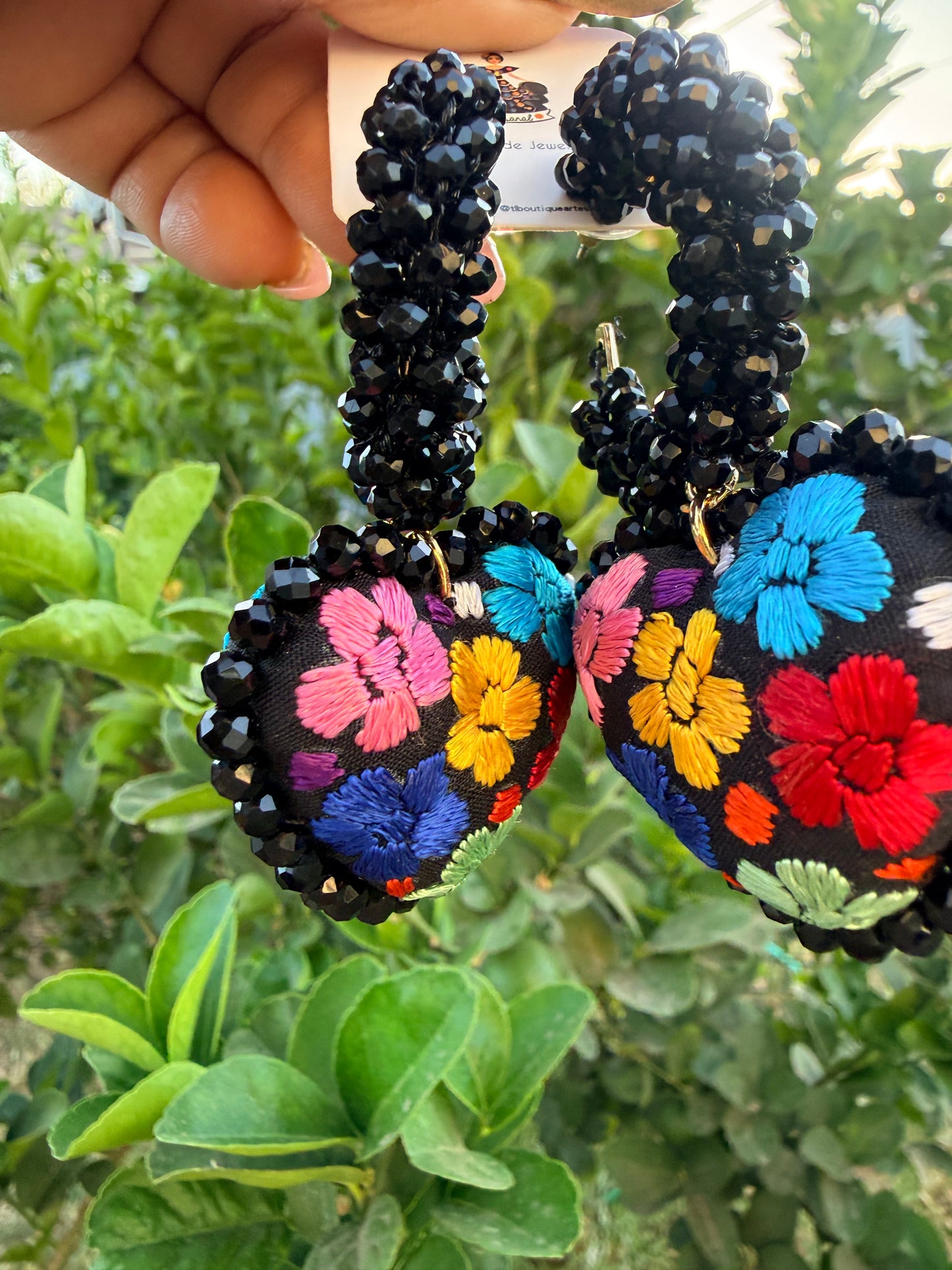 Arracadas de cristal con bordado / florecitaas/multi