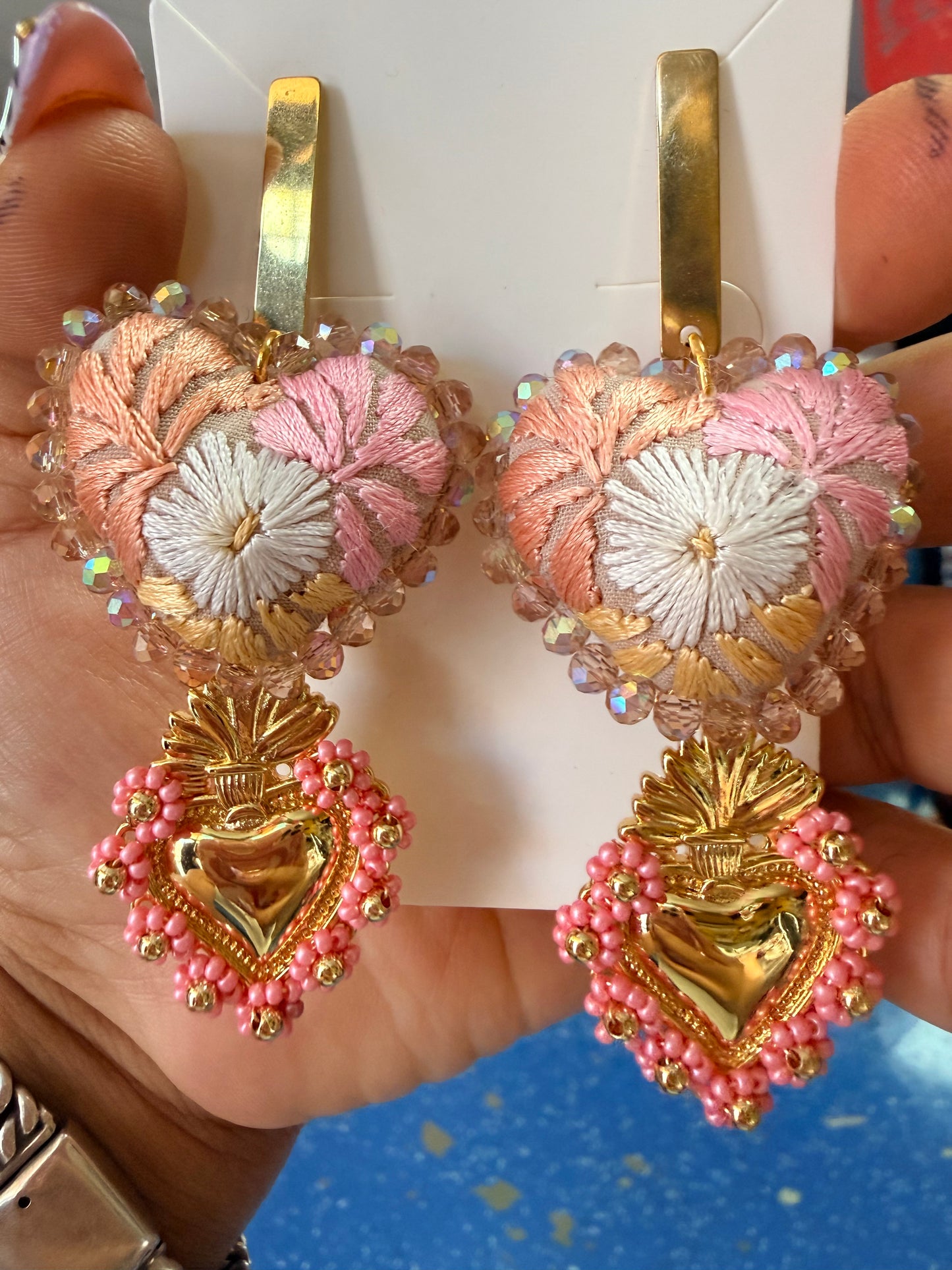 Arete de corazon bordado /melon /mulagrito