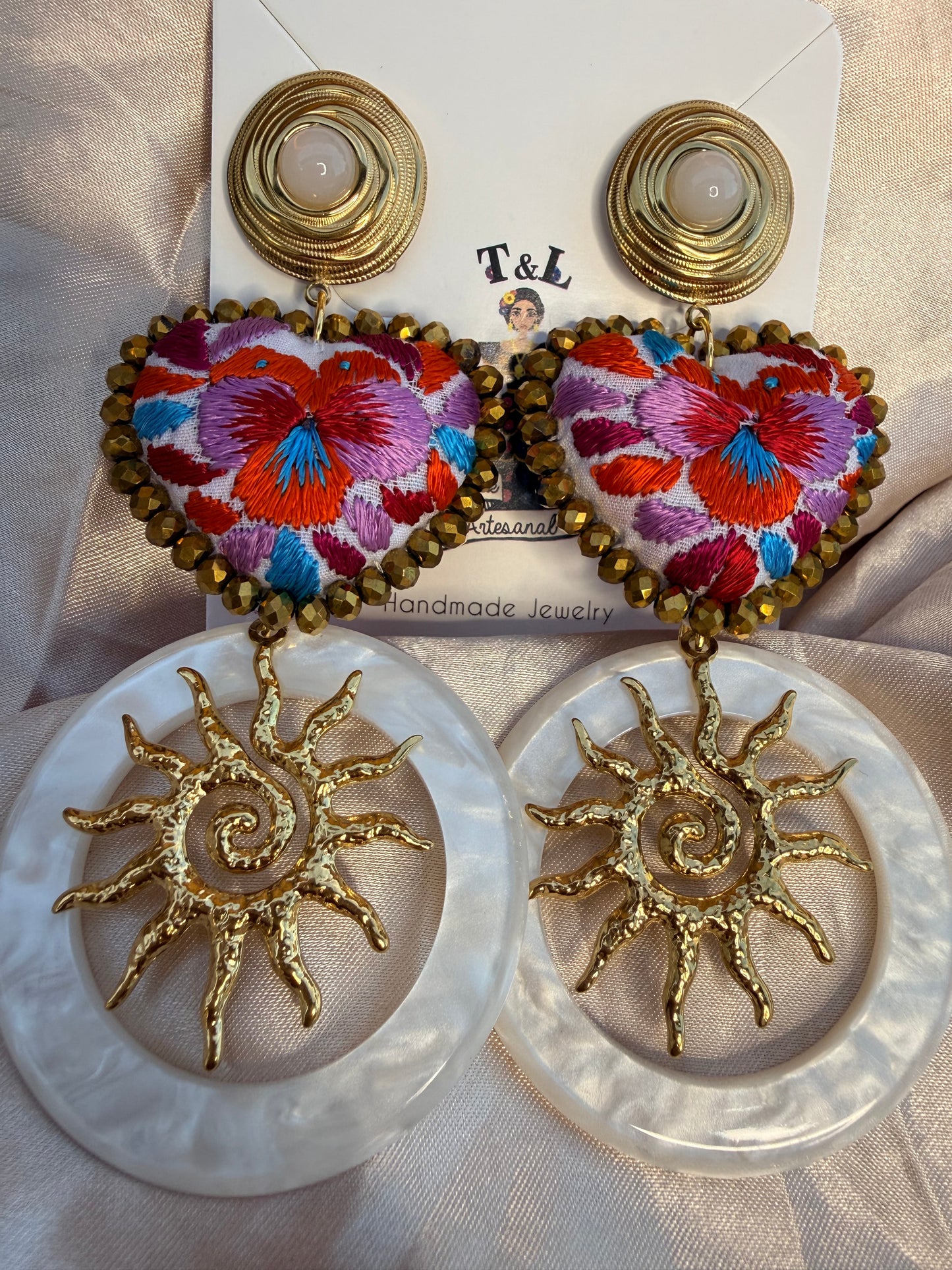 Aretes Artesanales Bordados a Mano en Técnica San Antonino | Acero Inoxidable | Joyería Oaxaqueña Ligera