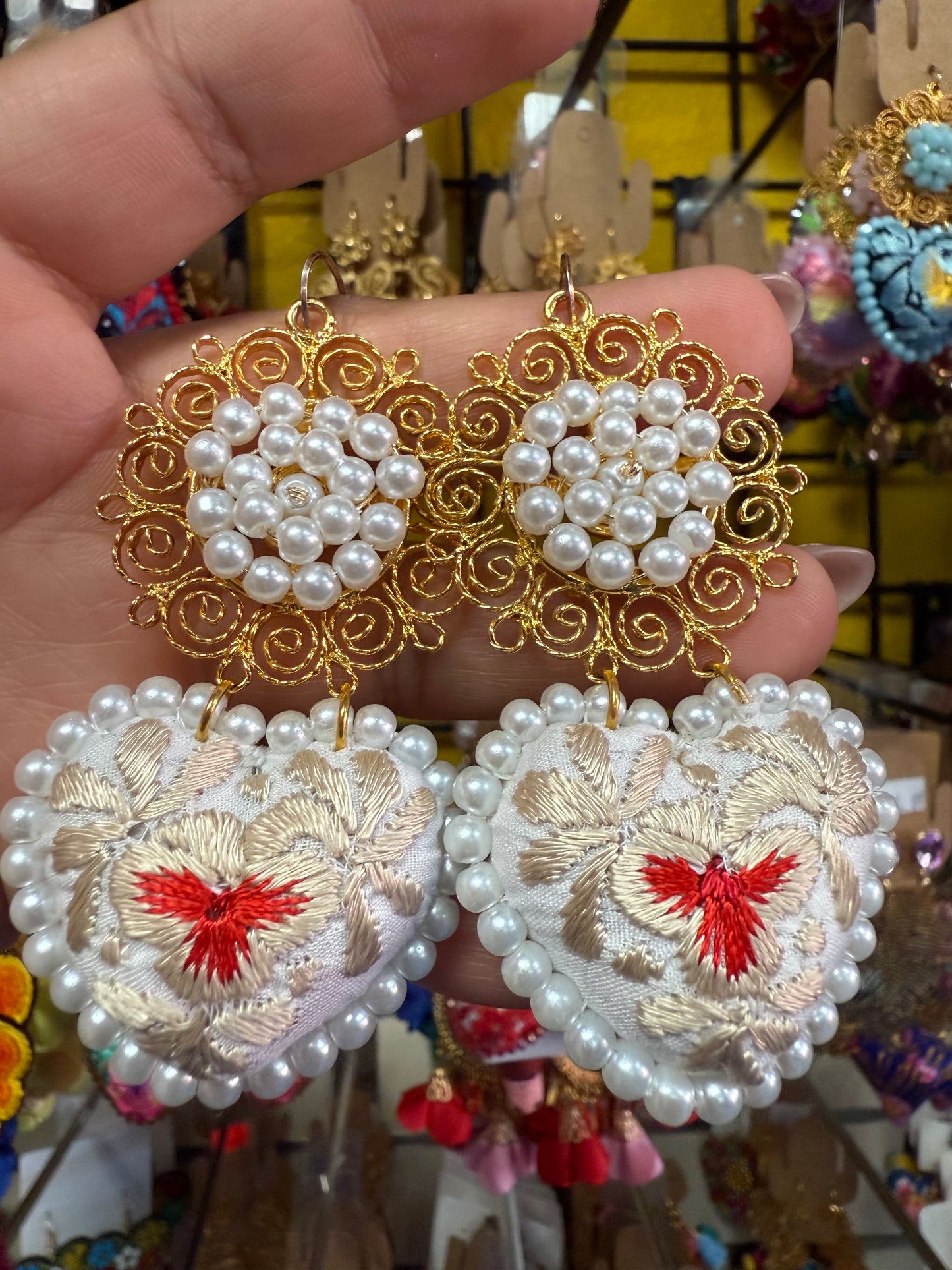 Aretes san antonino / caracol mediano