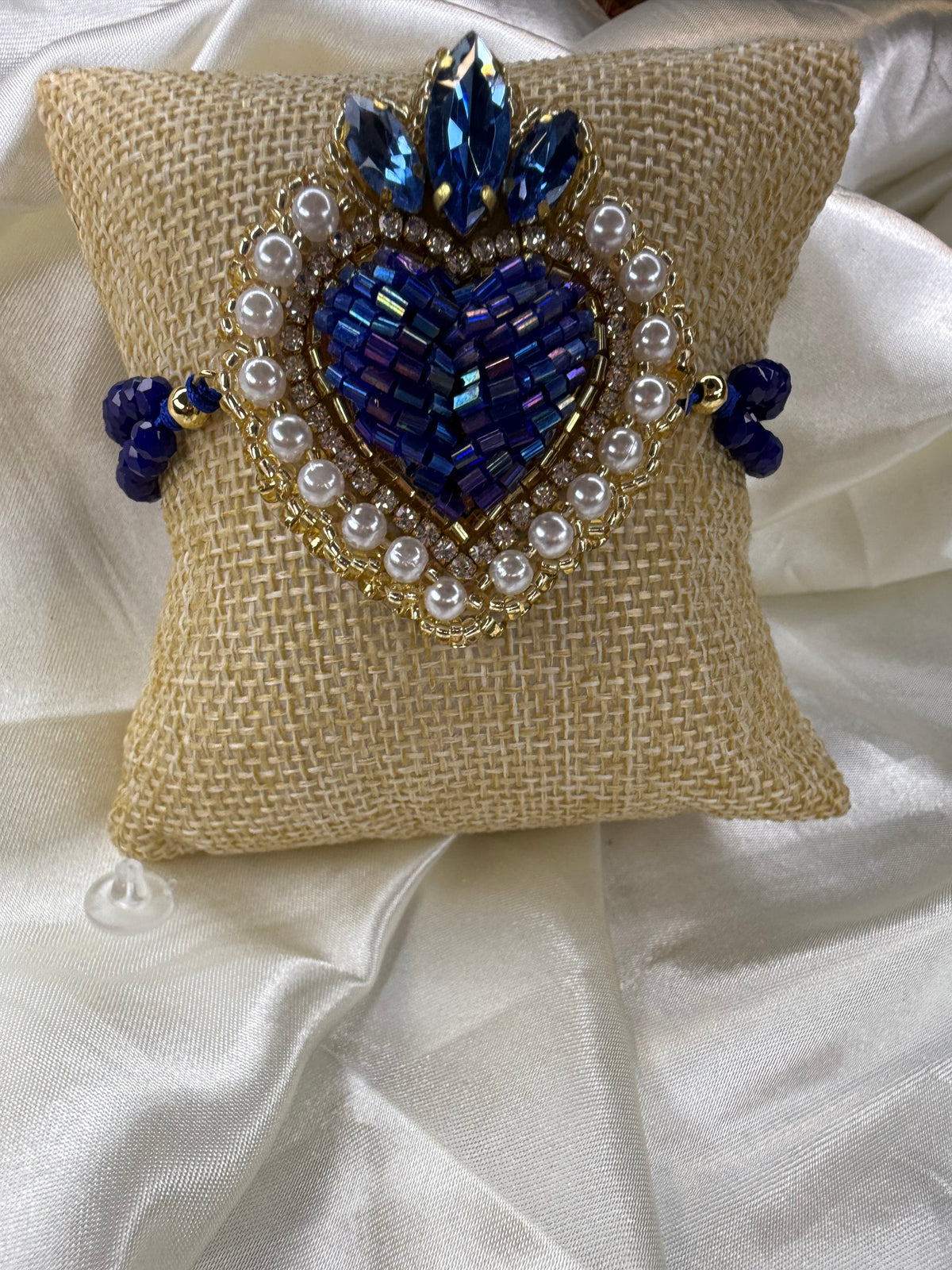 Handmade Sacred Heart Bracelet, Adjustable Beaded Bracelet, Miyuki Crystal & Pearl Embroidered Jewelry, Mexican Inspired Gift