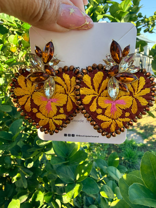 Aretes planos bordado a mano/dorados