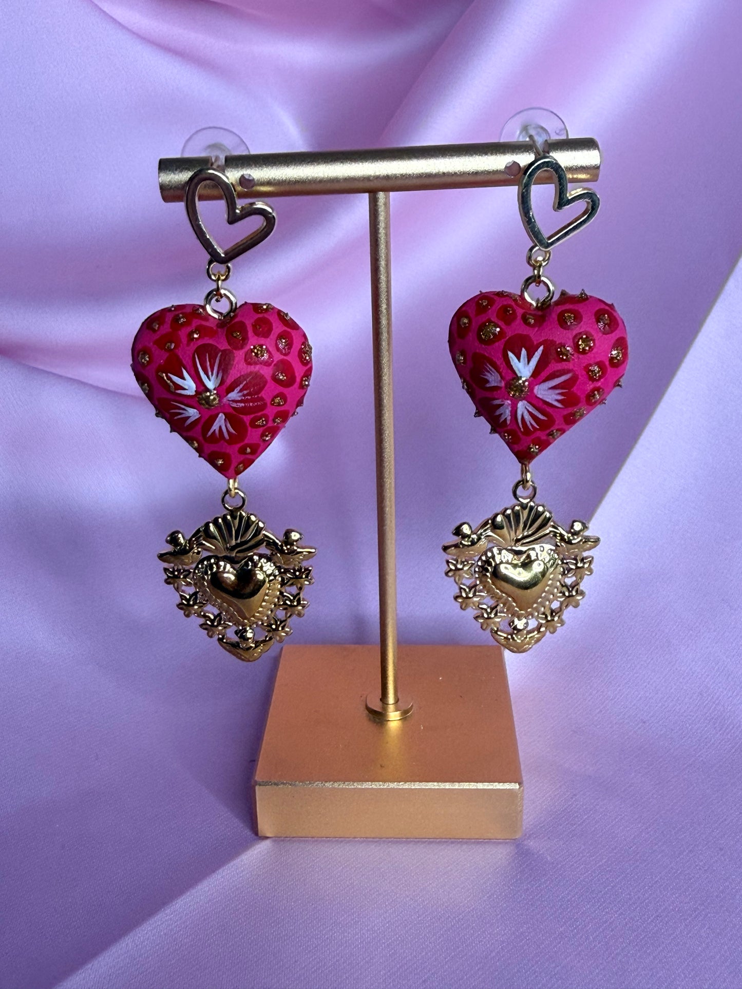 Hand-Carved Copal Wood Heart Earrings | Handmade Mexican Alebrije Jewelry | Lightweight Statement Earrings  /rojos