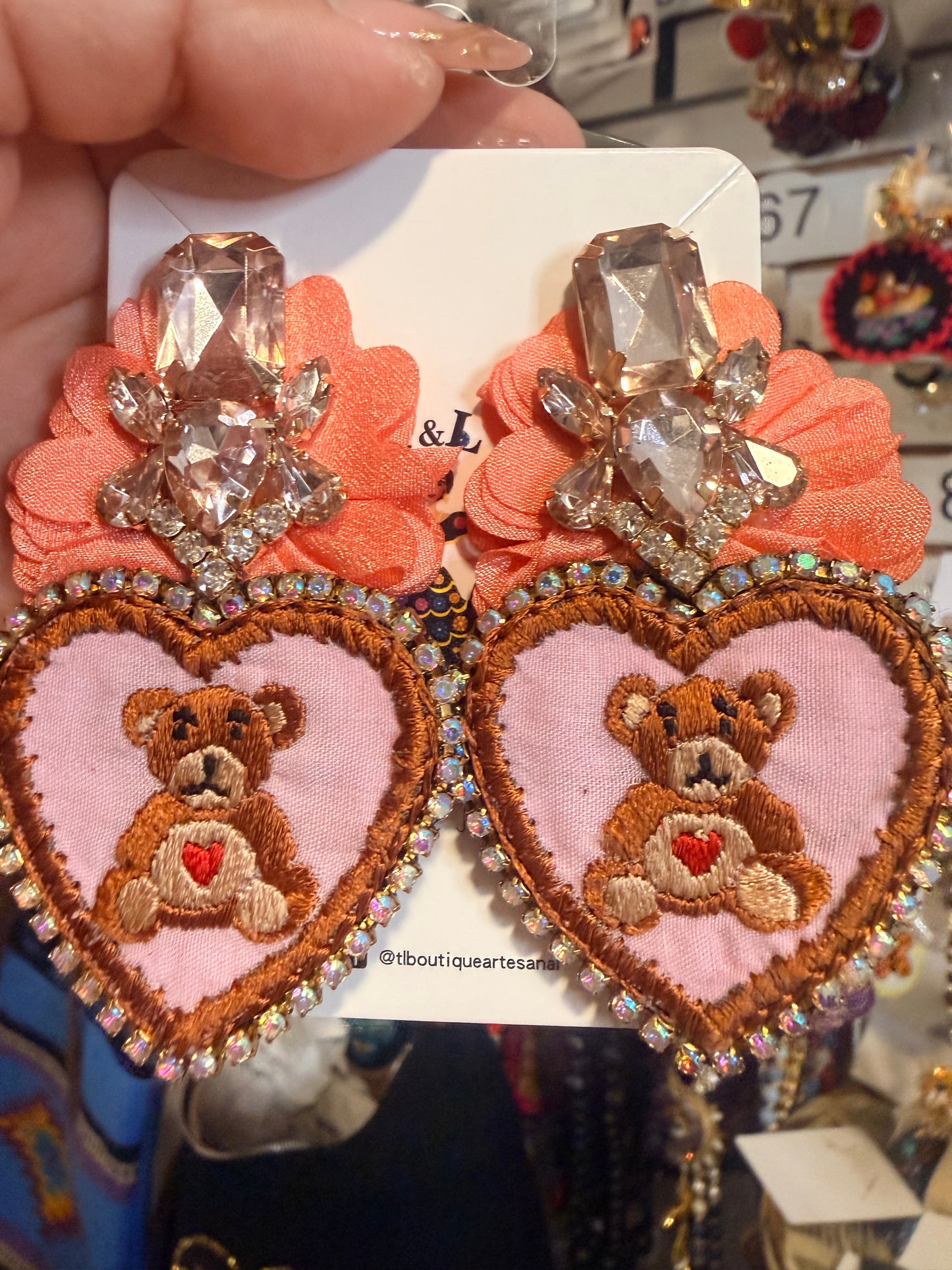 Aretes bordado a mano /osito