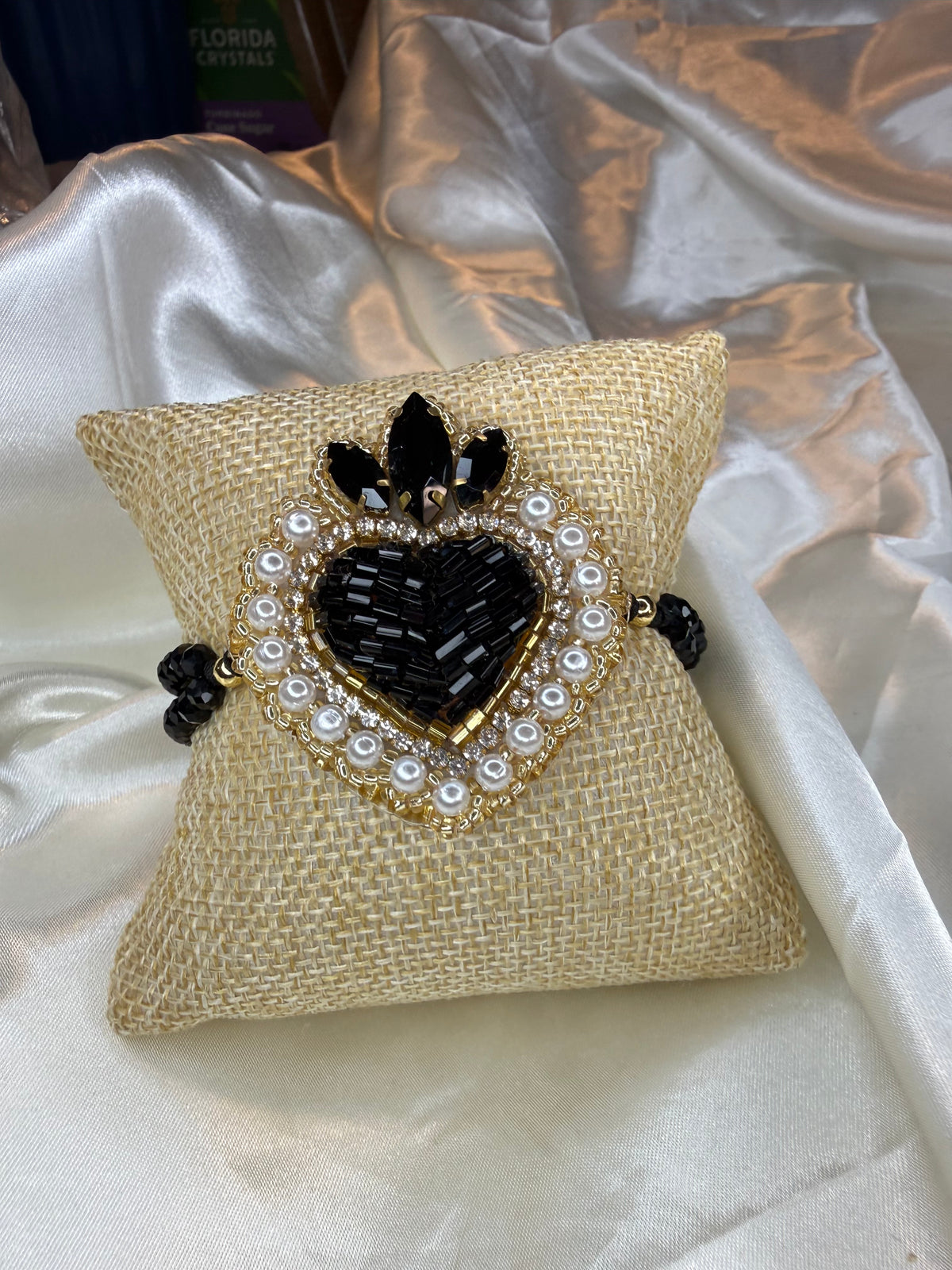 Handmade Sacred Heart Bracelet, Adjustable Beaded Bracelet, Miyuki Crystal & Pearl Embroidered Jewelry, Mexican Inspired Gift