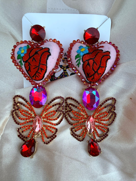Arete corazon/arterias/ hand made jewelry / aretes bordados a mano