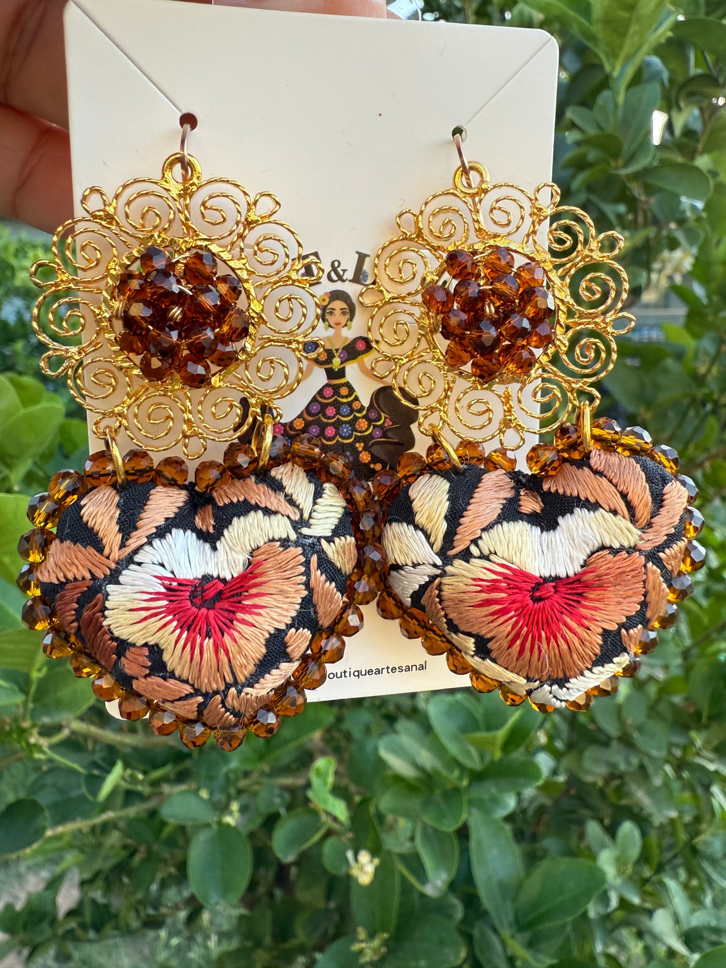 Aretes san antonino / caracol mediano