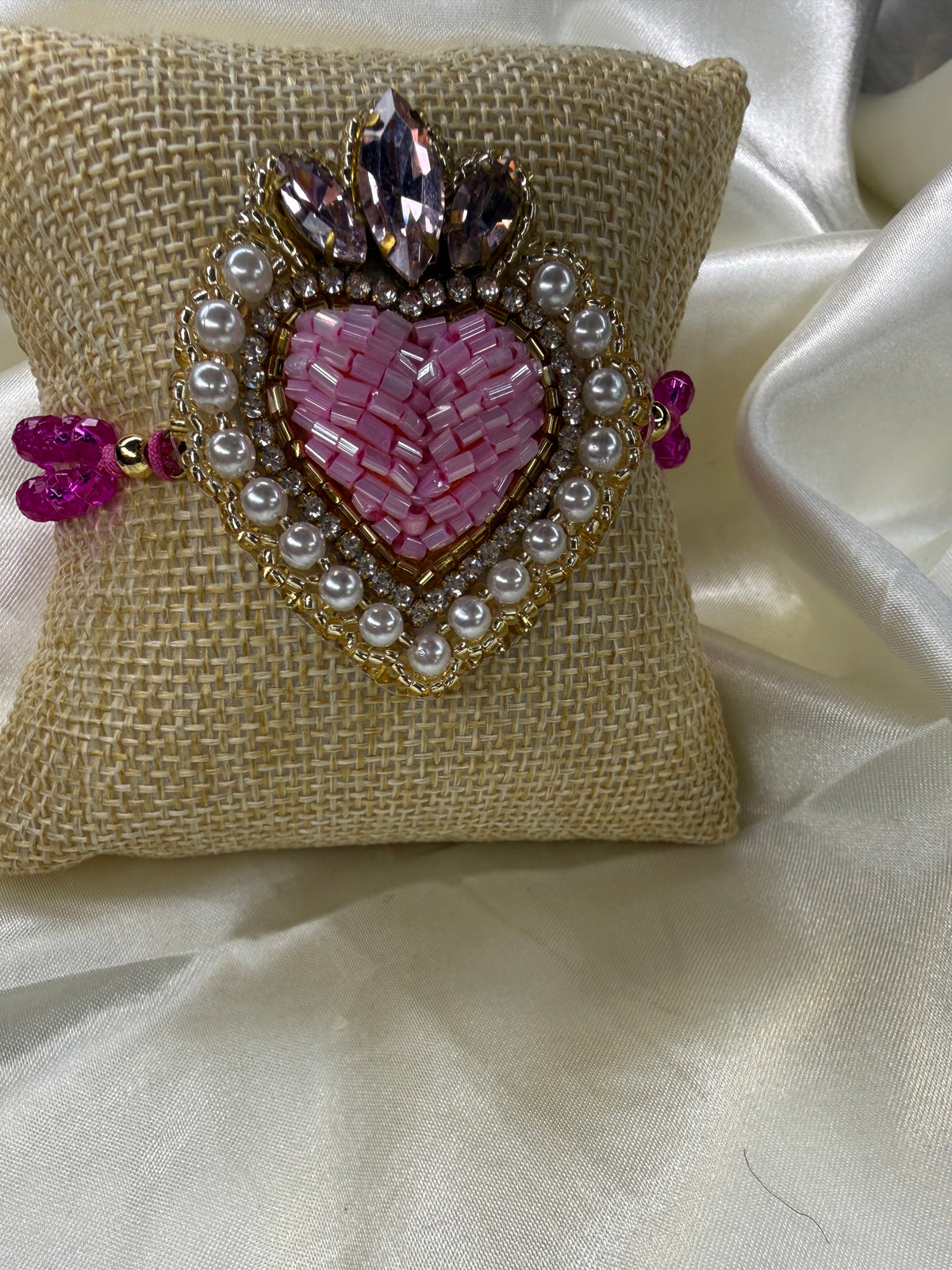 Handmade Sacred Heart Bracelet, Adjustable Beaded Bracelet, Miyuki Crystal & Pearl Embroidered Jewelry, Mexican Inspired Gift