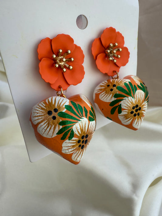 Aretes de madera de copal/flores /handmade jewelry/