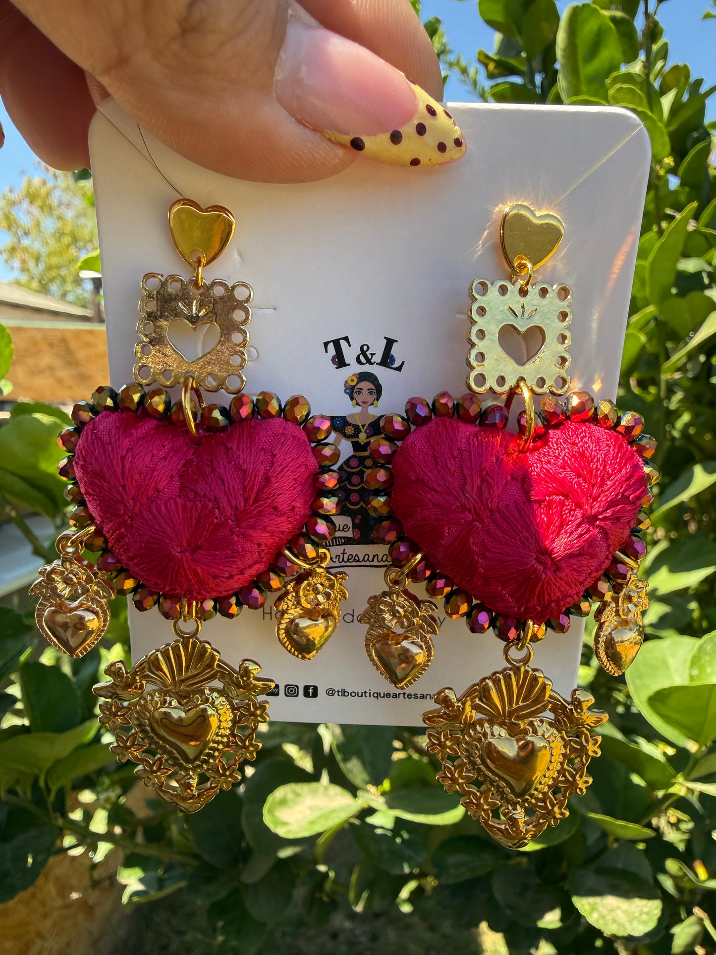 Aretes Bordados a Mano :Naranja – Cristales Dorados, Sagrado Corazón y Papel Picado/ hand made jewelry