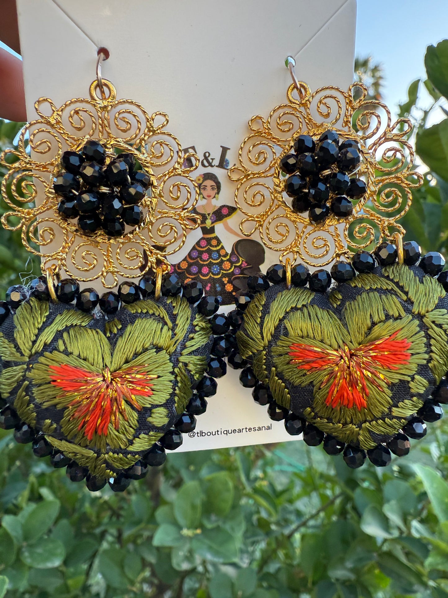 Aretes san antonino / caracol mediano