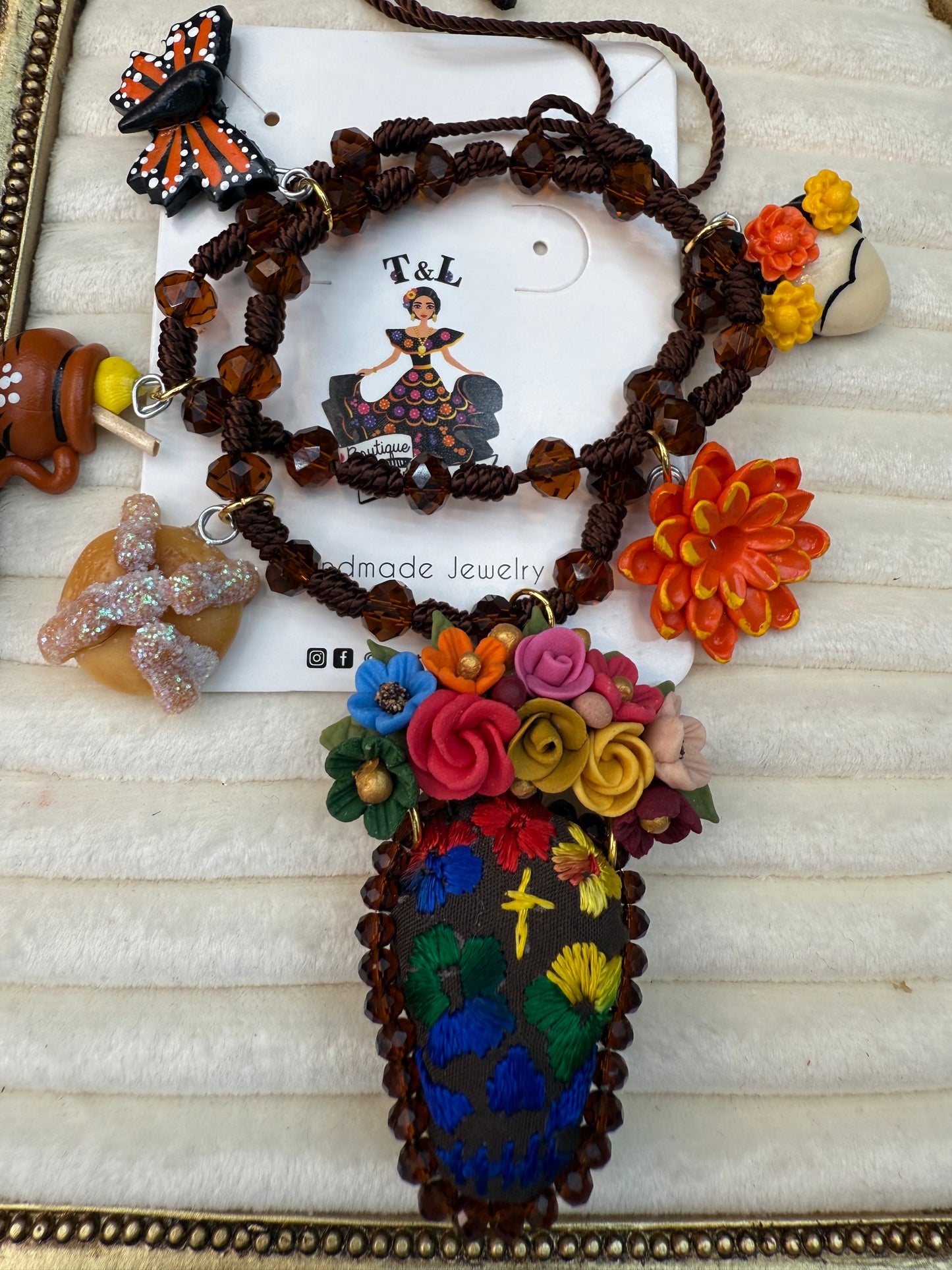 Pulcera /cateina /pasta /1