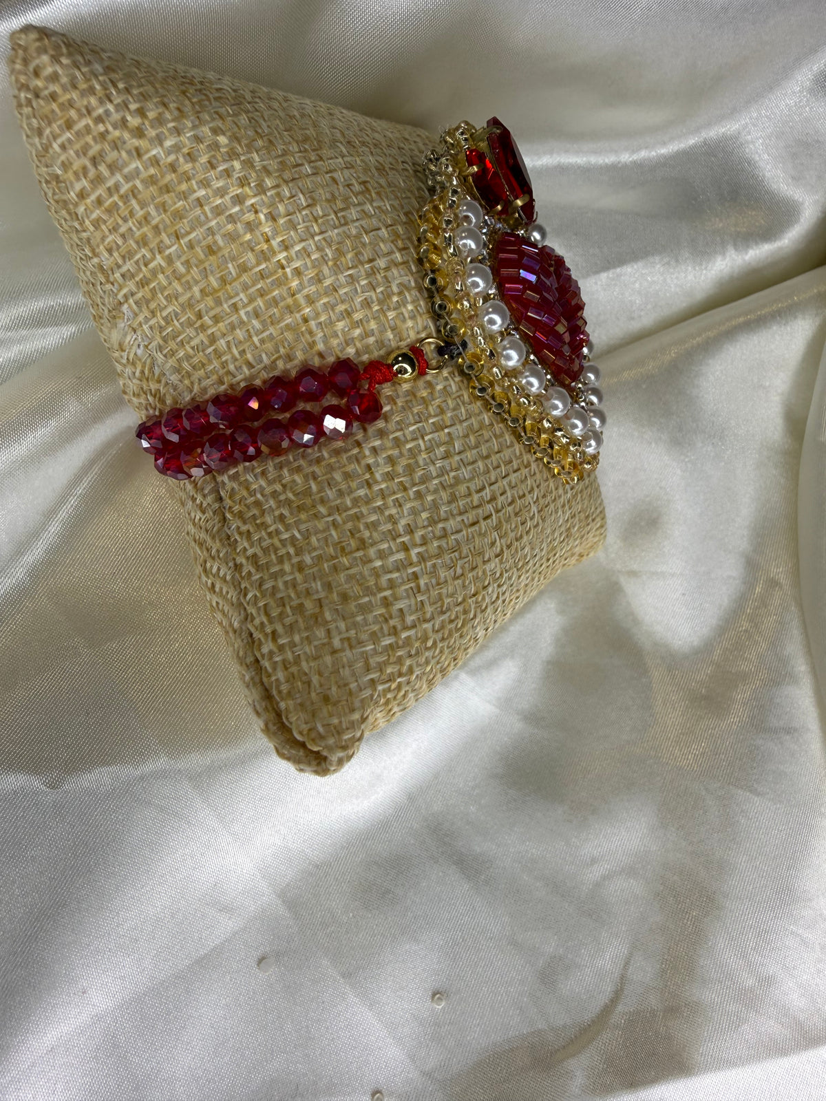 Handmade Sacred Heart Bracelet, Adjustable Beaded Bracelet, Miyuki Crystal & Pearl Embroidered Jewelry, Mexican Inspired Gift
