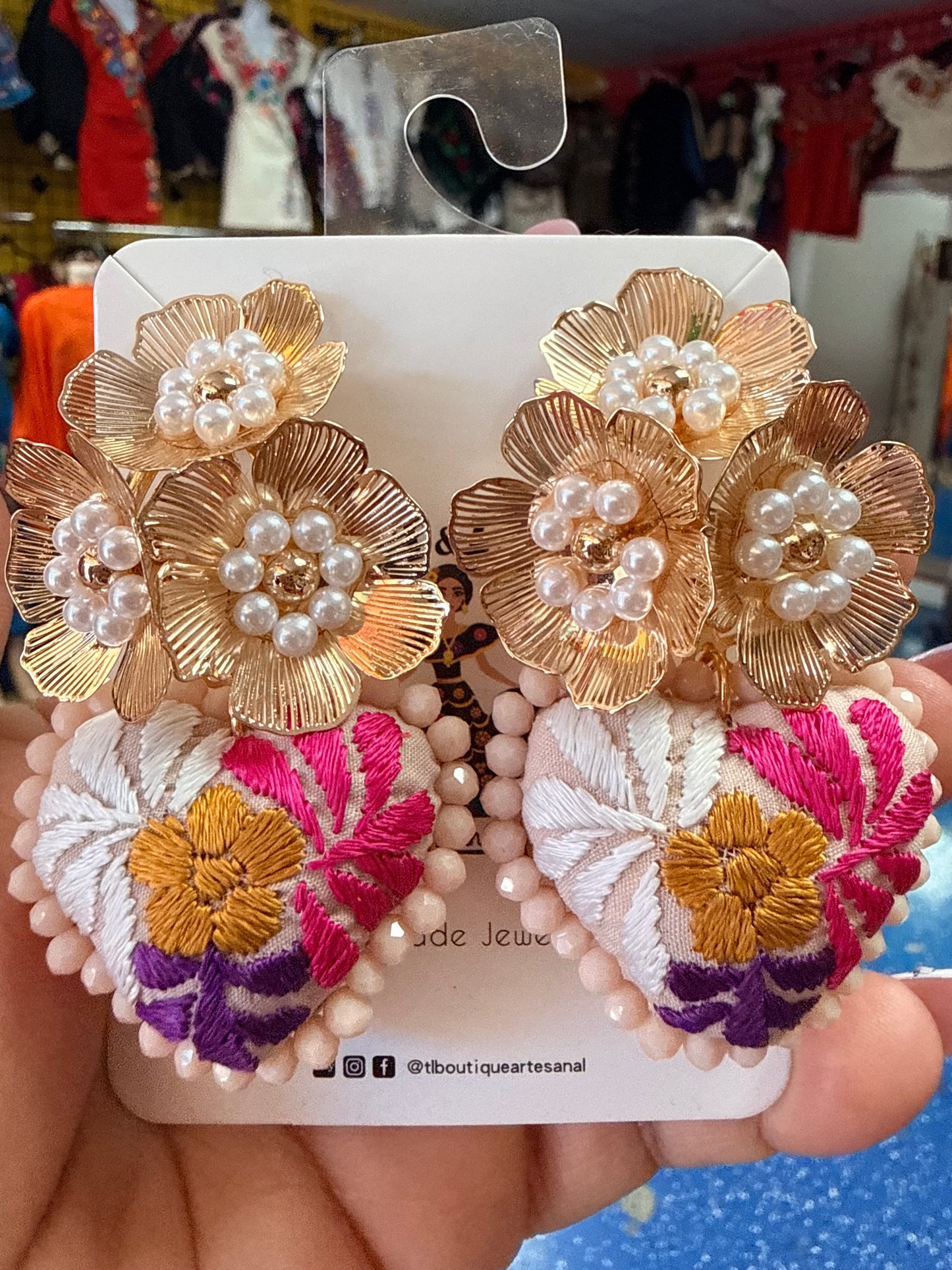 Beige/flores