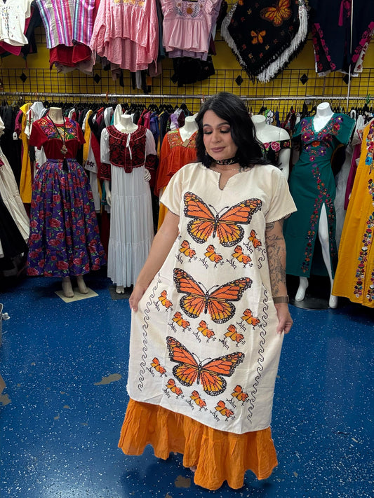 Huanengo de Michoacán Bordado a Mano en Punto de Cruz - Monarcas | Tela Tejida en Telar de Pedal