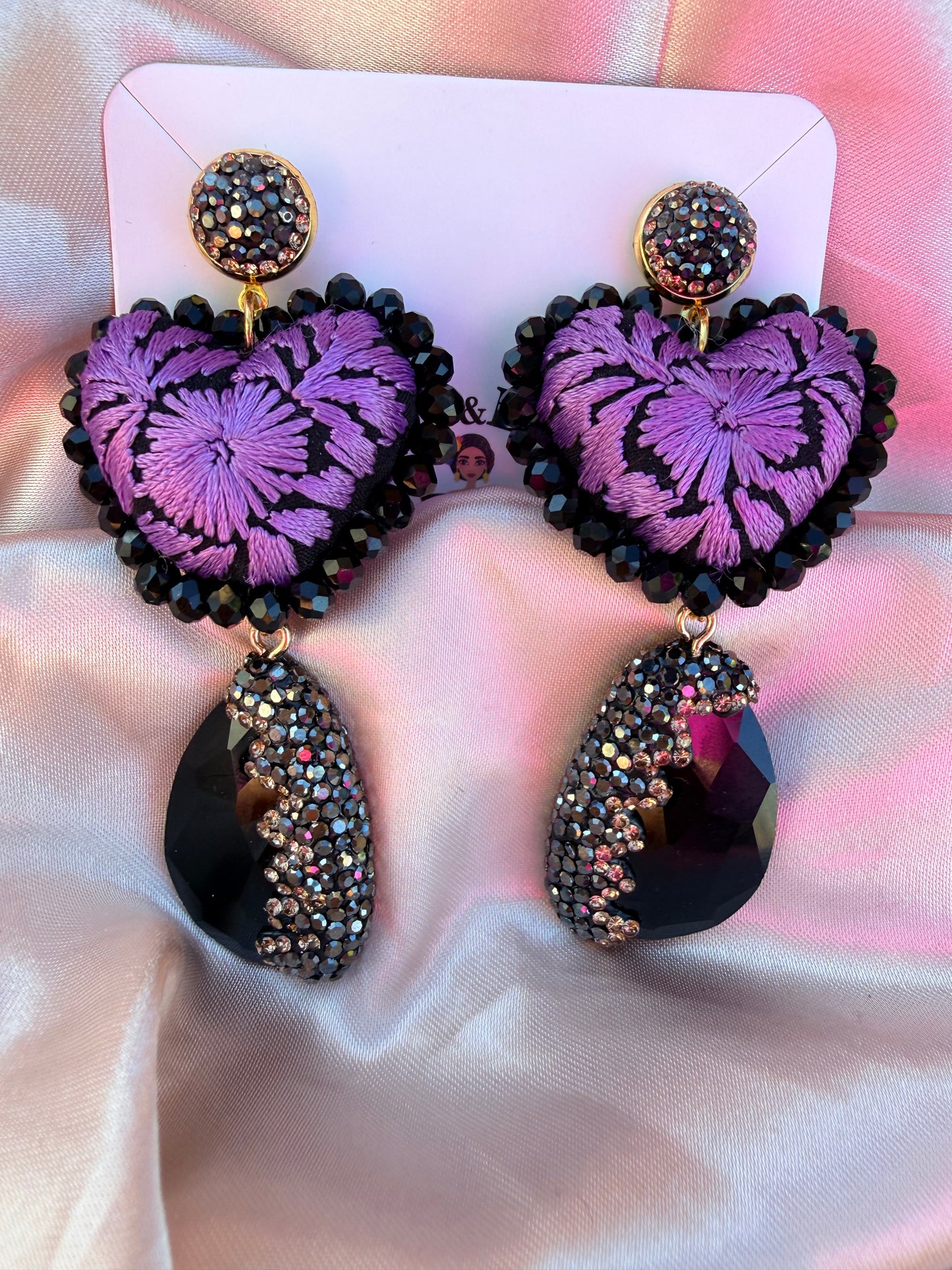 Aretes morados /aretes bordados a mano /aretes tradicional mexicano