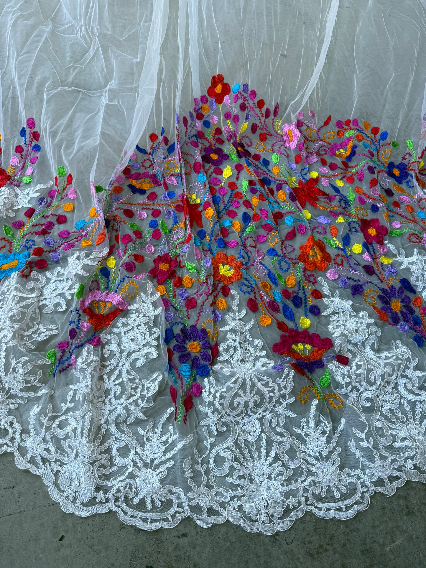 3.5 Meter Hand Embroidered Wedding Veil | Long Bridal Tulle Veil with Mexican Floral Embroidery | Handmade Bridal Veil