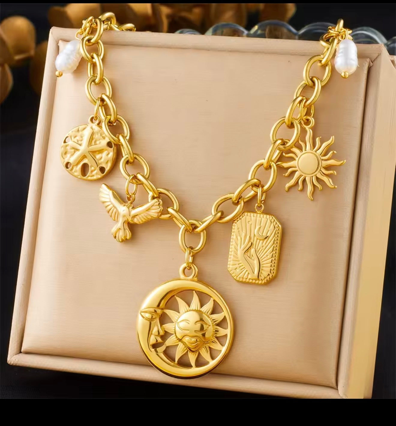 Collar / sol/luna/universo